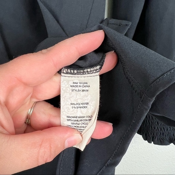 SOFT Surroundings Vivian Shirt‎ Black PM - Picture 7 of 7